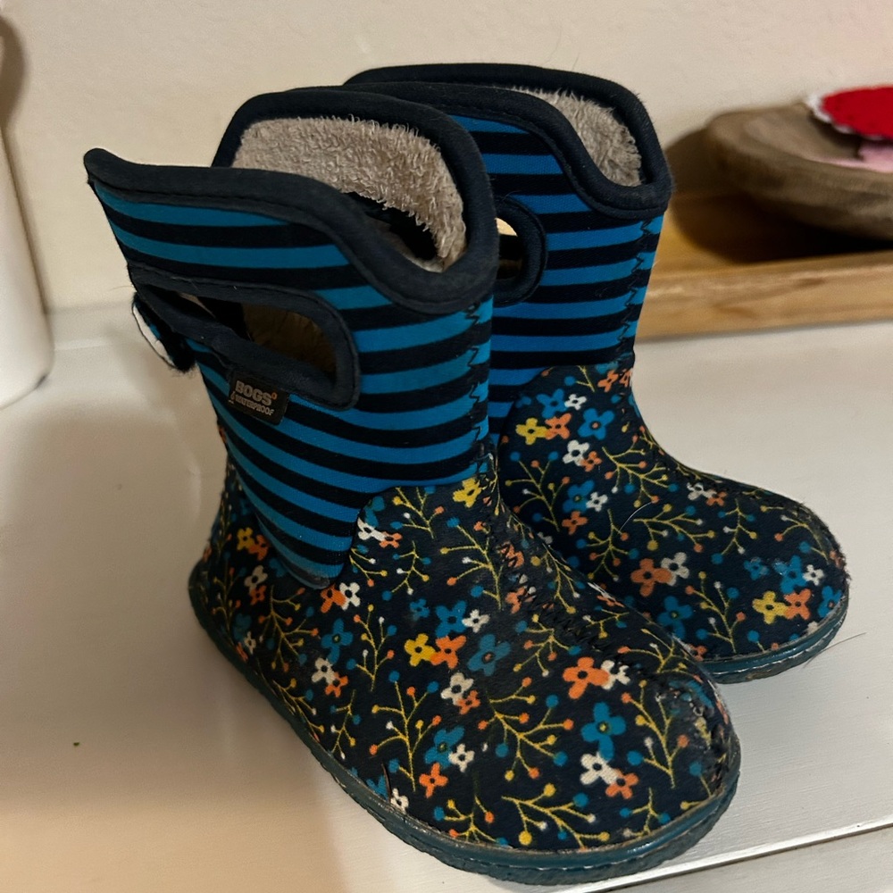 Toddler girl Bog boots